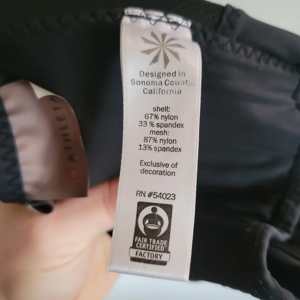 Athleta Padded Support Sports Bra Racerback Black Adjustable Small S